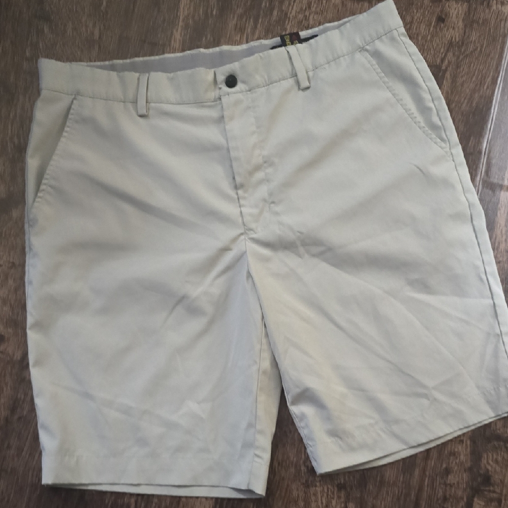 GREG NORMAN Collection‎ Khaki Flat Front Shorts Sz 36